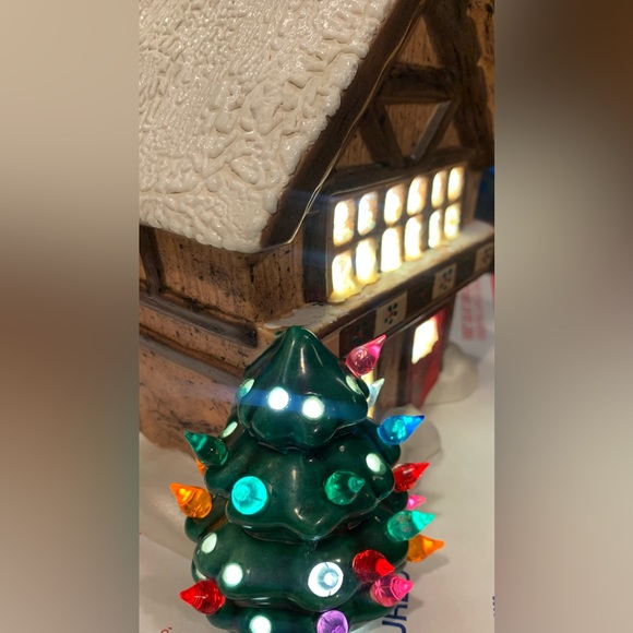 Hand Crafted Holiday Vintage Light Up Christmas House With Santa In